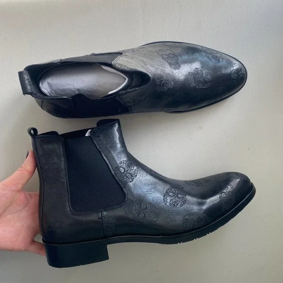 NEW in Box Robert Graham Big Bang Skull Embossed Chelsea Boot Black Mens Sz 11 - Picture 2 of 13